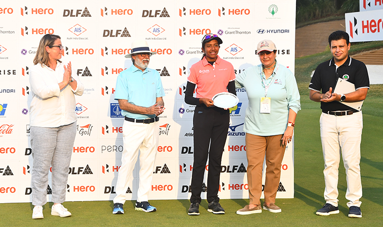 Avani Prashanth of India, best amateur in the field