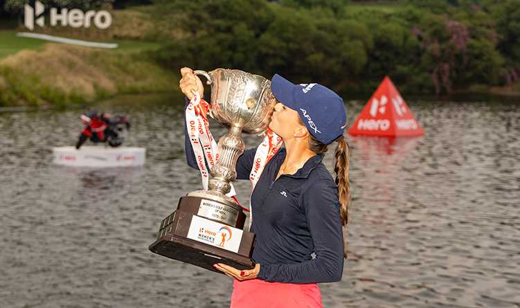 Aline Krauter of Germany with her trophy